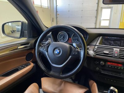 BMW X6 35d 286hv xDrive Aut. + Webasto + Xenon + Comfort Nahat + HiFi - Sunbiili