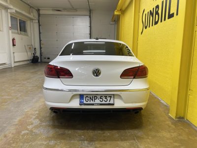 Volkswagen CC 2.0 TDI 170hv 4MOTION Aut. + Webasto + Xenon + ACC + Tutkat + Peruutuskamera + BT audio/puhelin + Vetokoukku - Sunbiili