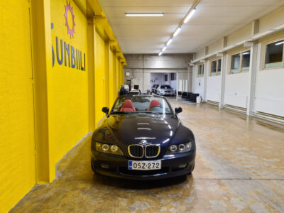 BMW Z3 1.9i Roadster + Nahat + Ilmastointi + Vähän ajettu! - Sunbiili
